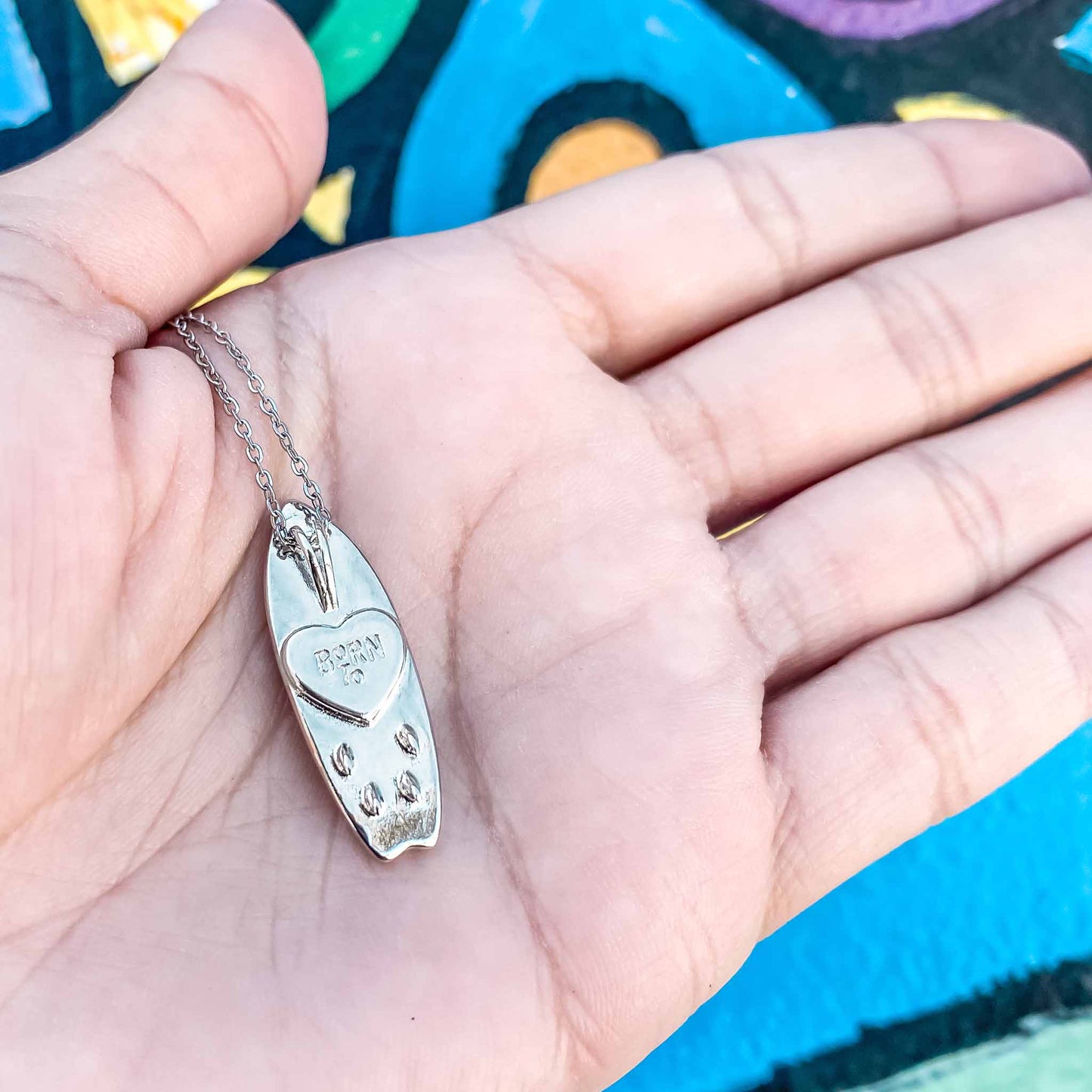 What's the surf forecast for today? While Surfline helps with the swell, wind & wave forecasts we help you show off your passion for surfing. Whether you're surfing or just checking the waves at Pipeline, take your surfboard, always. Shop the March birthstone surf jewelry online or at a surf shop near you.