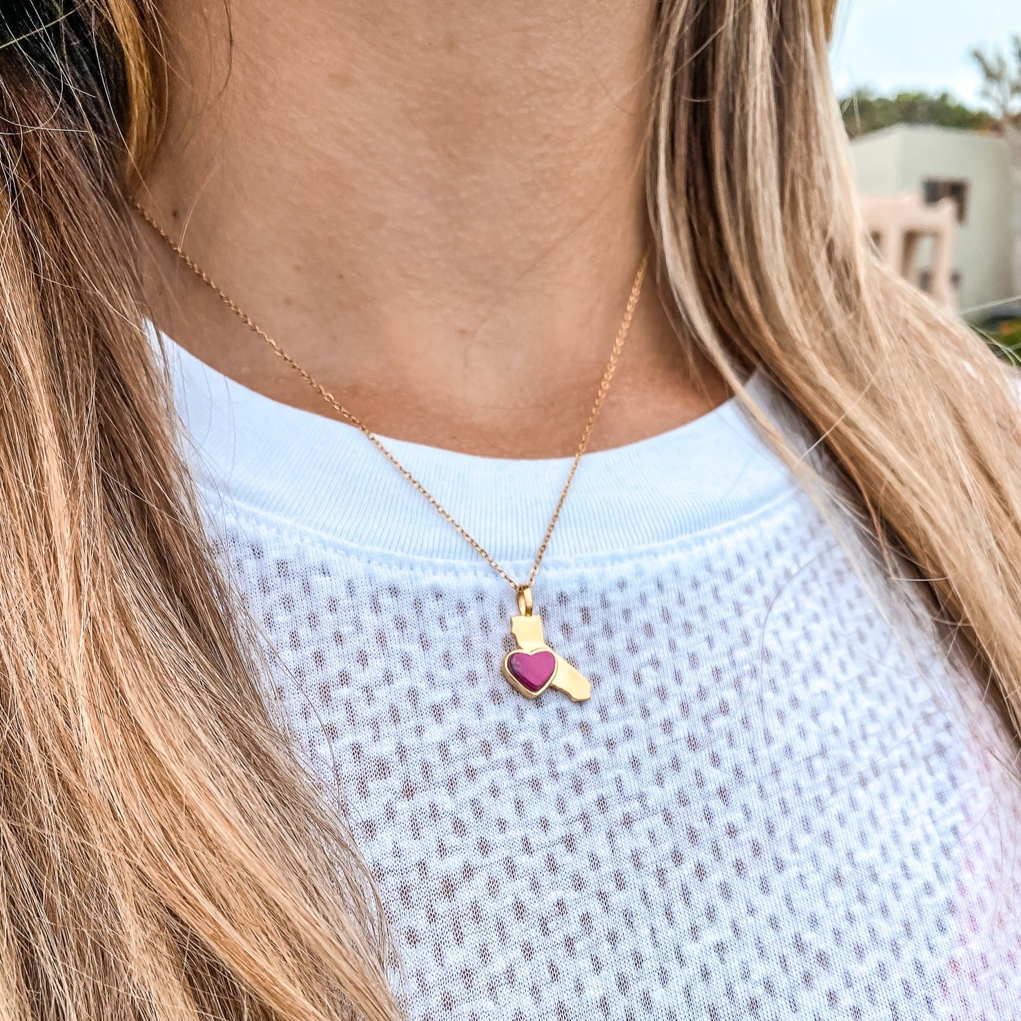 18Kt Yellow Gold Plated California State Pendant Necklace with a heart shaped Pink Howlite  natural gemstone  made by Born to Rock. Online Jewelry Store based in San Diego California
