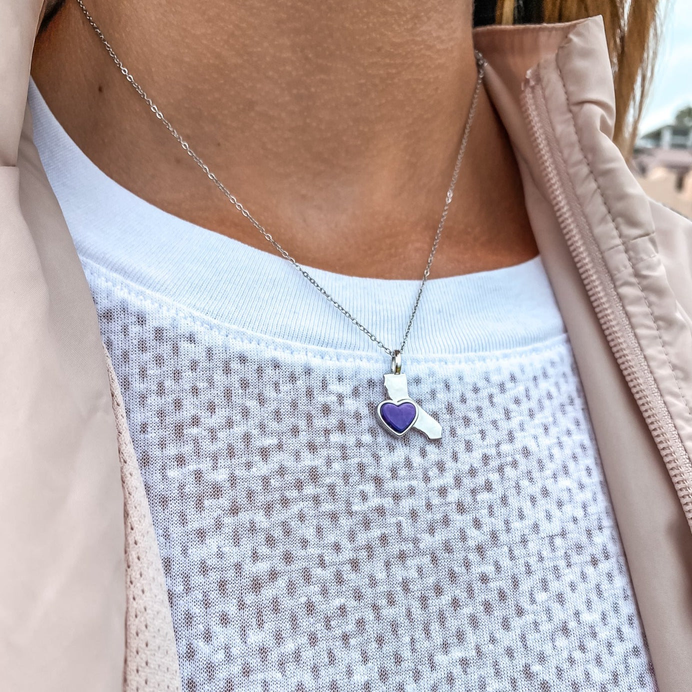 18Kt Yellow Gold Plated California State Pendant Necklace with a heart shaped Pink Howlite  natural gemstone  made by Born to Rock. Online Jewelry Store based in San Diego California