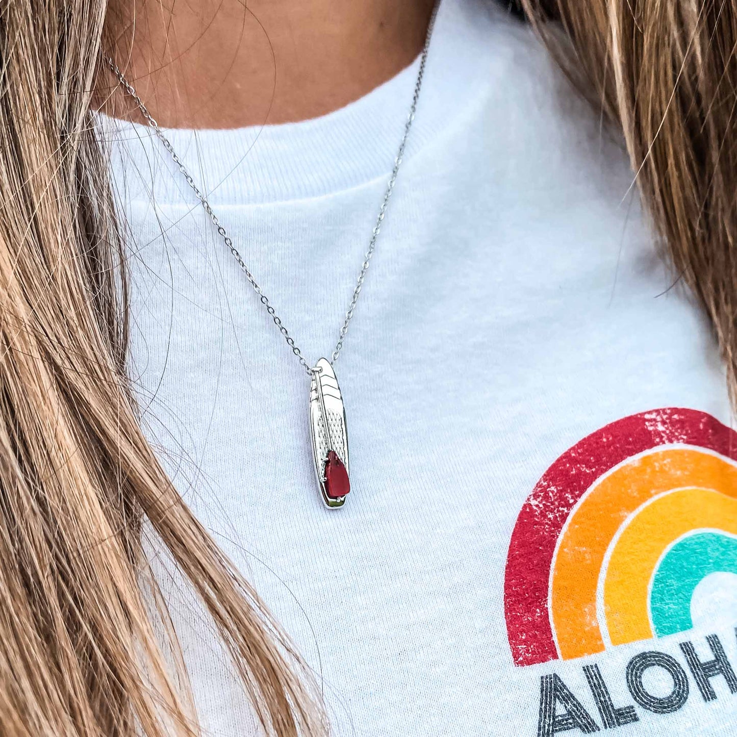 Looking for places to buy or rent a paddle board? This stand up paddle board pendant will be the best and highest performance SUP you'll ever find. Take your paddle board with you, even when you're not surfing, racing or touring. Shop July's birthstone SUP jewelry online or at a surf shop near you.